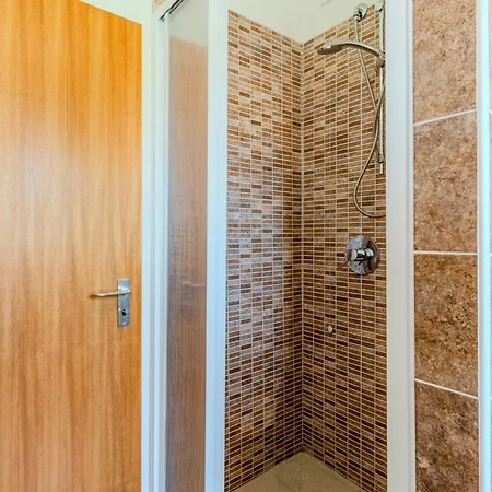 By Interhome * ドマーゾ