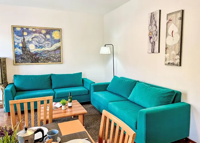 By Interhome Домазо