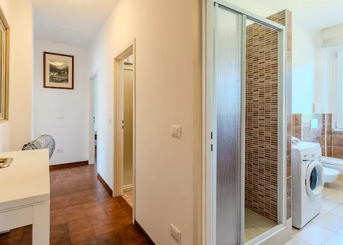 By Interhome * Домазо